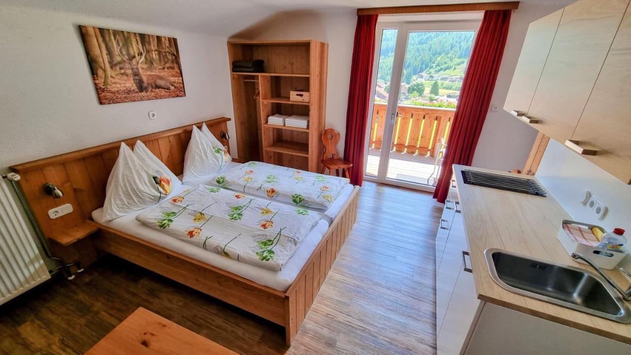 Gaestehaus Landhaus Tyrol Gries im Sellrain Exterior photo